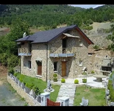 Διαμέρισμα Shtepia E Tradites