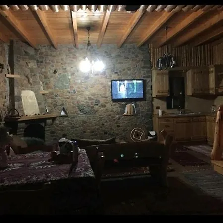 Shtepia E Tradites Διαμέρισμα